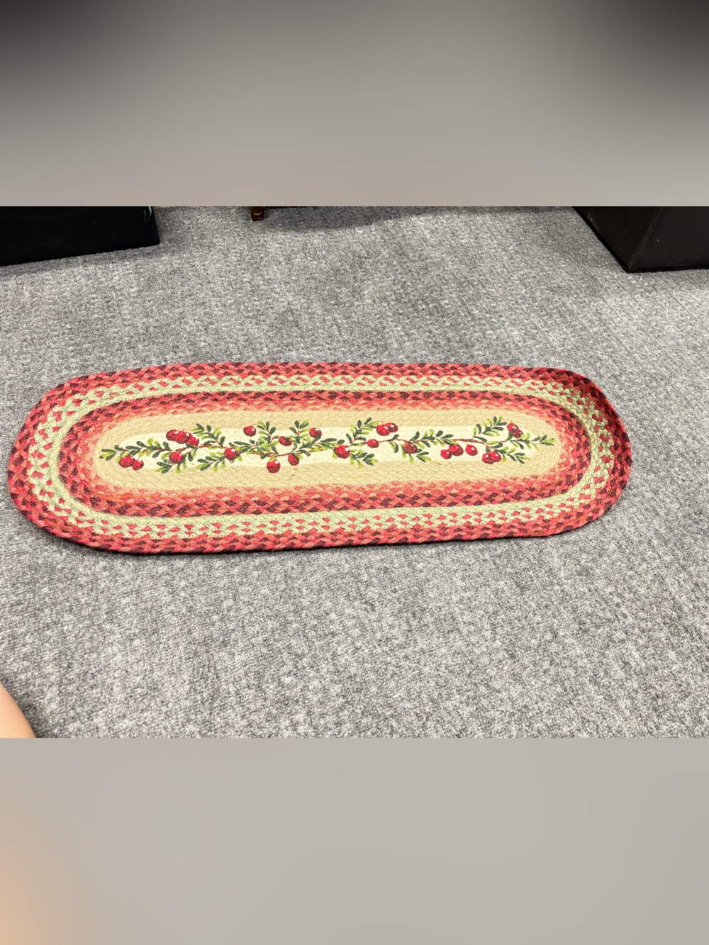 Oval Braided Door/ Kitchen Mat New Cranberry Design